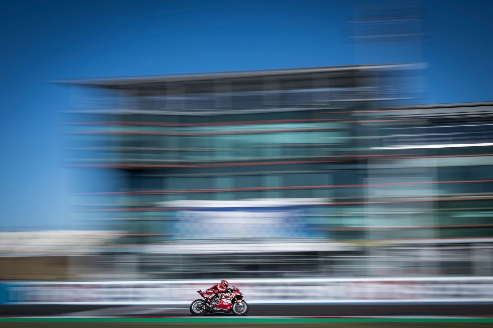 Nicolò Bulega al Circuit de Nevers Magny-Cours 2026 — foto 4