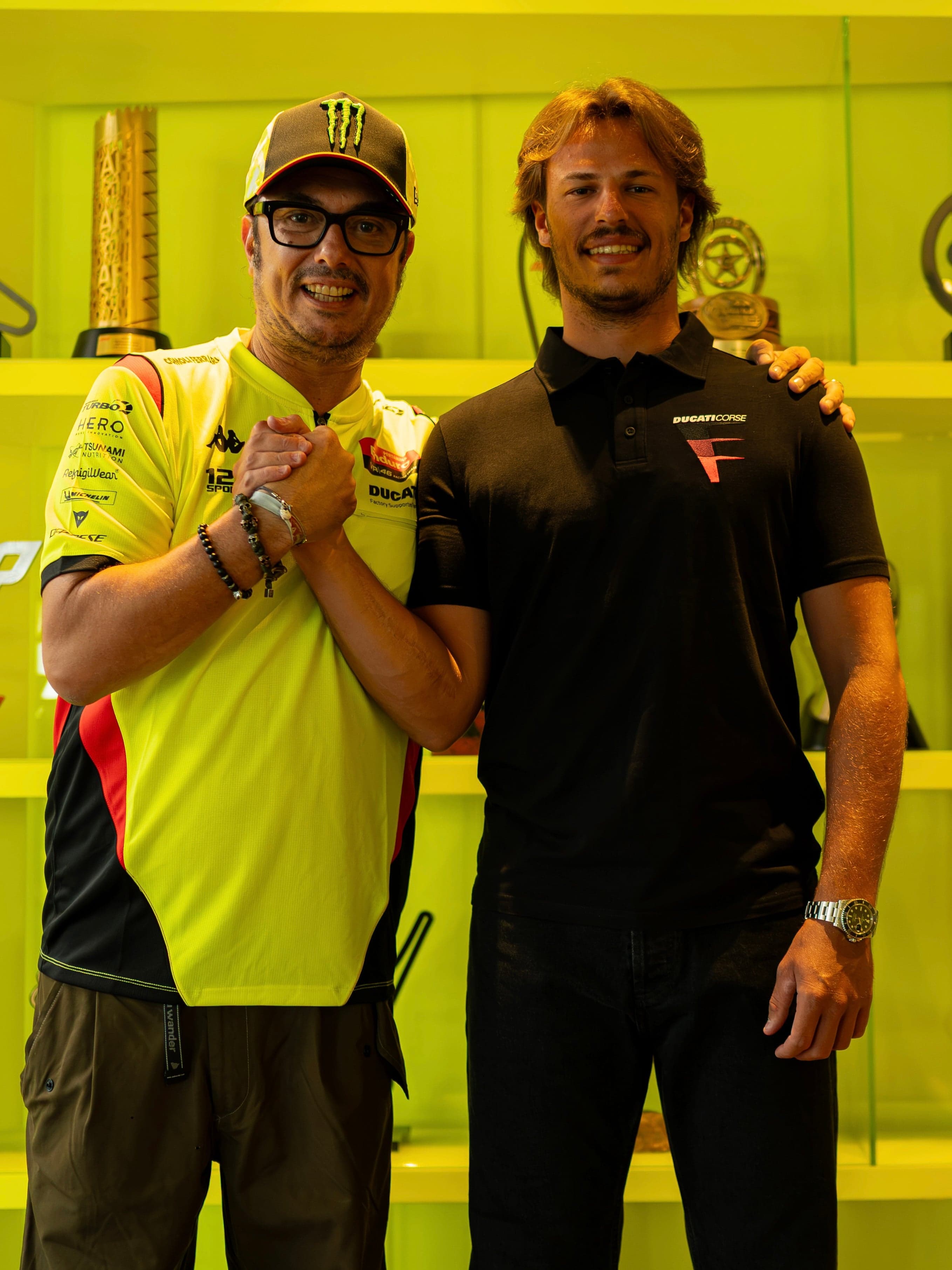 Nicolò Bulega firma per il team Pertamina Enduro VR46 Racing Team in MotoGP 2027